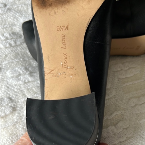 Elegant Black Women's Heels - Picture 5 of 6